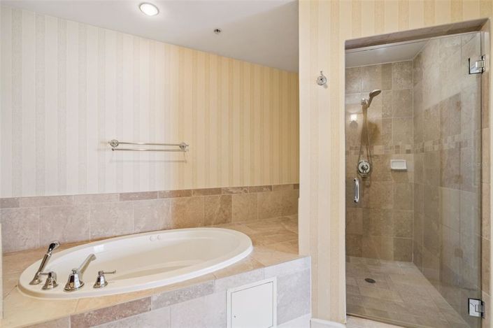 Image No.18-3 Bed Apartment for sale