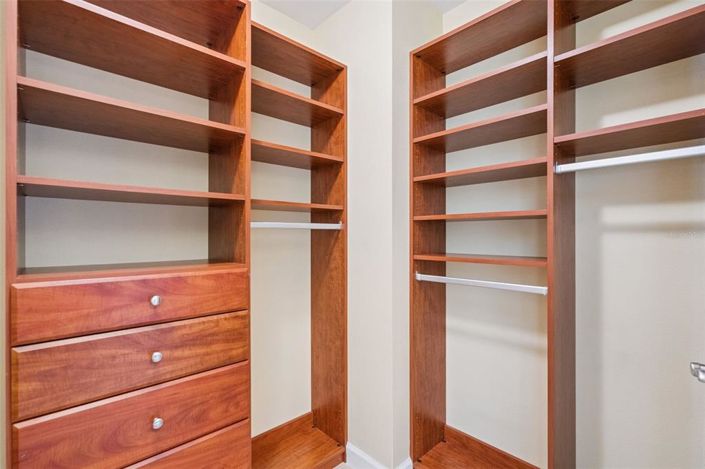 Image No.19-3 Bed Apartment for sale