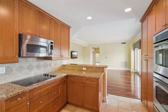 Image No.21-3 Bed Apartment for sale