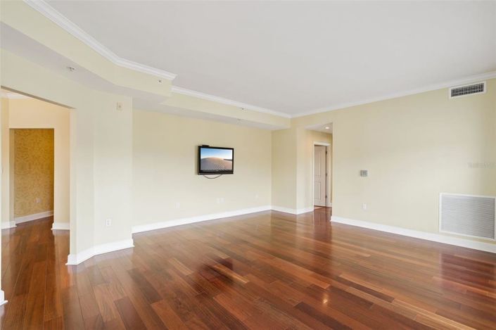 Image No.30-3 Bed Apartment for sale