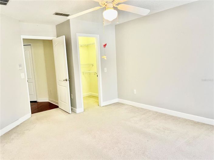 Image No.31-6 Bed House for sale