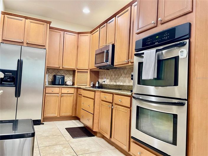 Image No.7-6 Bed House for sale