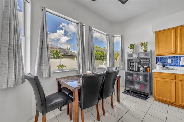 Image No.24-5 Bed House for sale