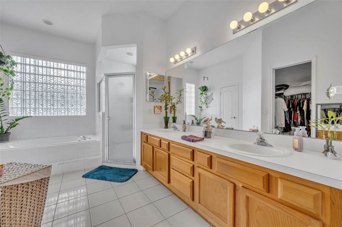 Image No.29-5 Bed House for sale