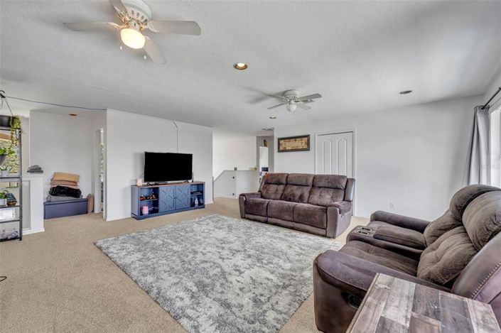 Image No.34-5 Bed House for sale