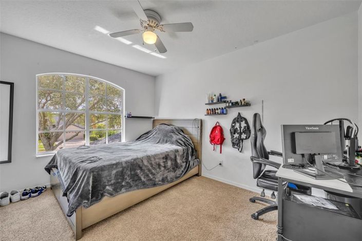 Image No.41-5 Bed House for sale