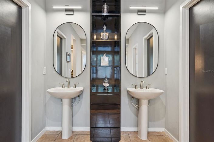 Image No.31-3 Bed House for sale