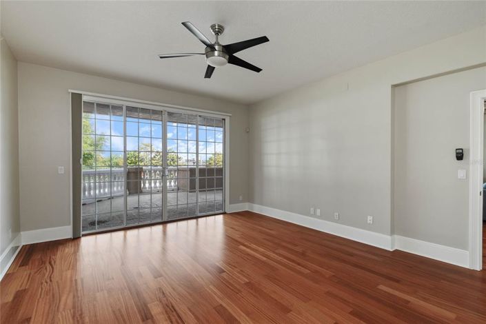 Image No.21-3 Bed Apartment for sale