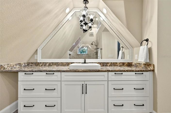 Image No.52-3 Bed House for sale