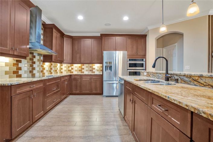 Image No.14-7 Bed House for sale