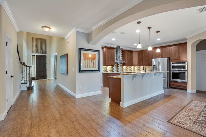 Image No.17-7 Bed House for sale