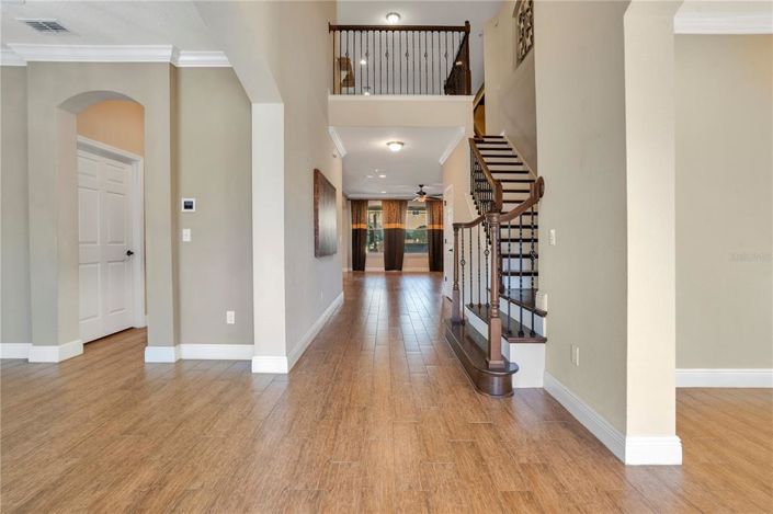 Image No.2-7 Bed House for sale