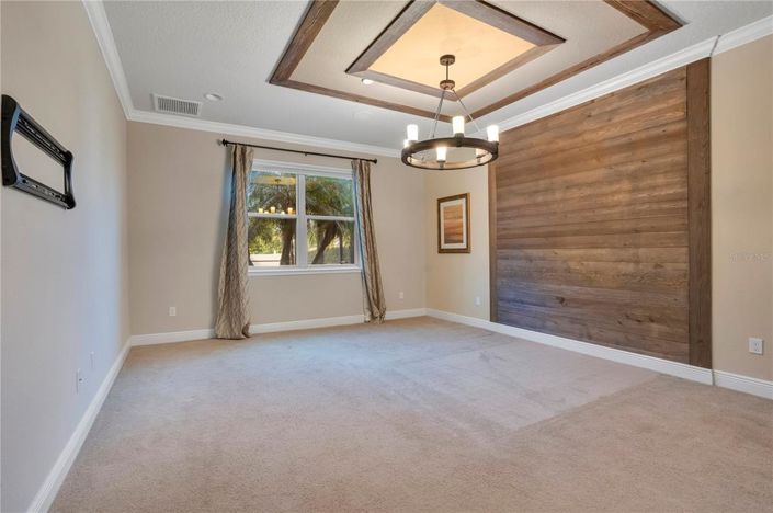 Image No.25-7 Bed House for sale