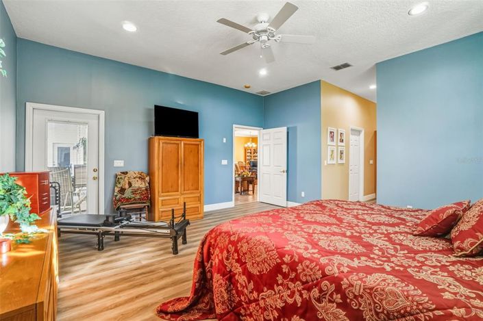 Image No.24-4 Bed House for sale