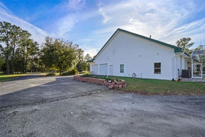 Image No.40-4 Bed House for sale