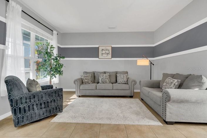 Image No.5-6 Bed House for sale