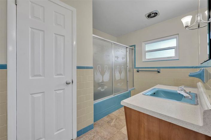 Image No.21-3 Bed House for sale