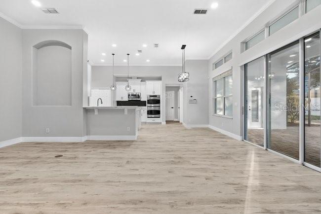 Image No.10-5 Bed House for sale