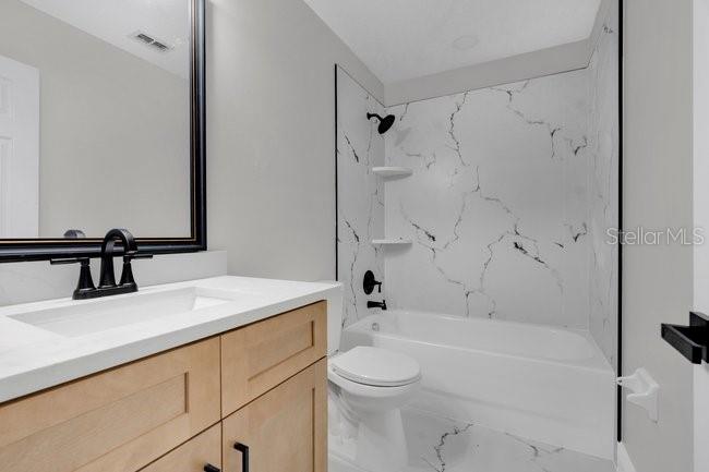 Image No.38-5 Bed House for sale