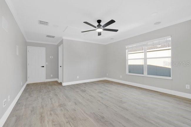 Image No.43-5 Bed House for sale