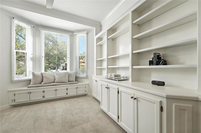 Image No.11-3 Bed House for sale