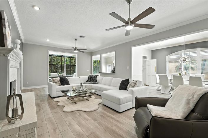 Image No.19-3 Bed House for sale