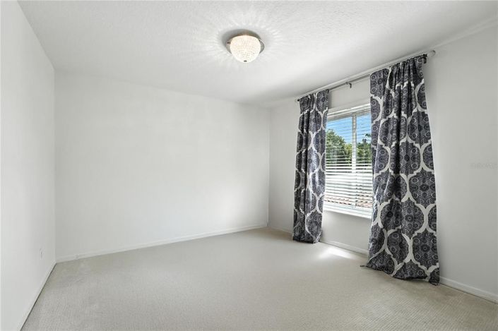 Image No.40-3 Bed House for sale