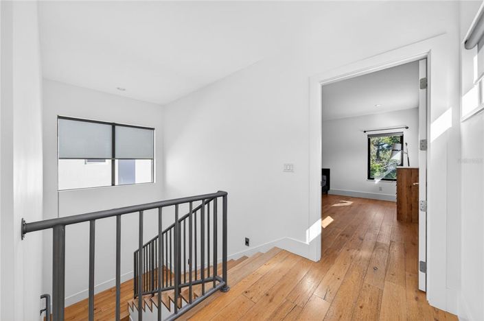 Image No.27-4 Bed House for sale