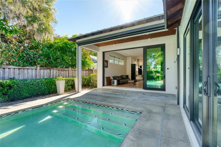 Image No.3-4 Bed House for sale