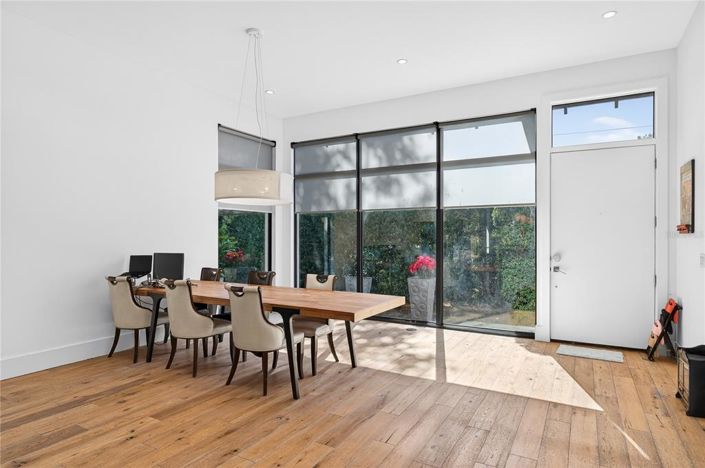 Image No.8-4 Bed House for sale