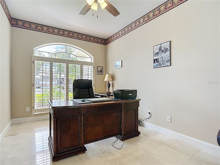 Image No.9-3 Bed House for sale