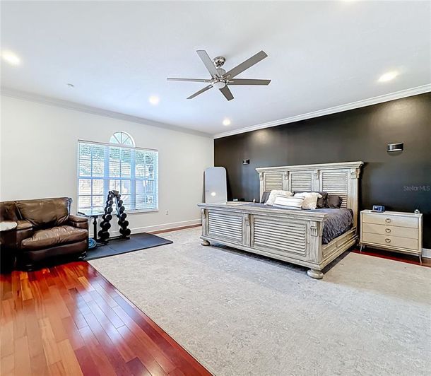 Image No.13-3 Bed House for sale