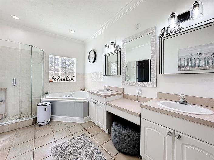 Image No.15-3 Bed House for sale