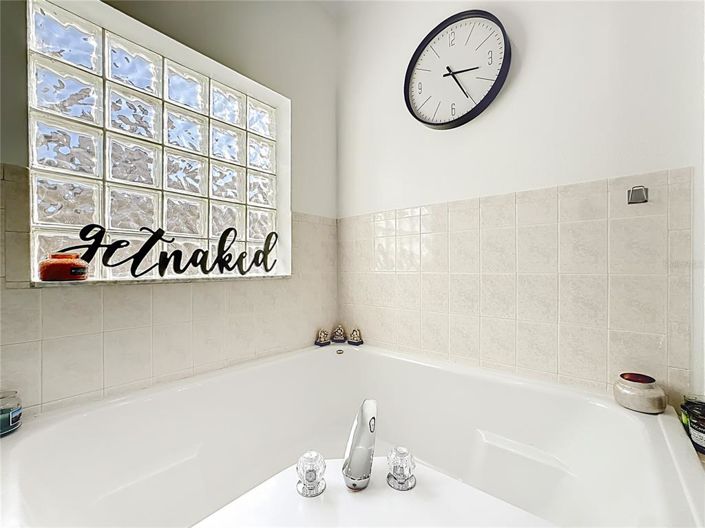 Image No.43-3 Bed House for sale