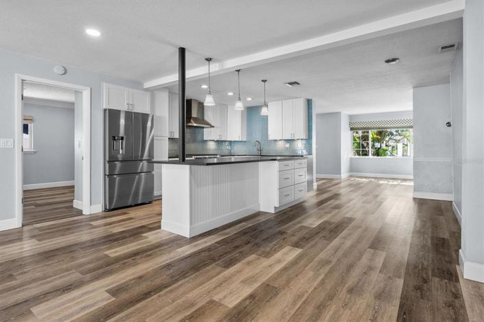 Image No.12-4 Bed House for sale