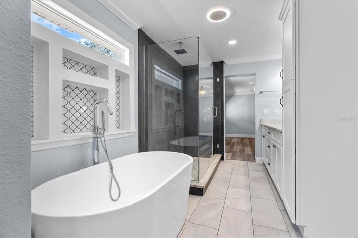 Image No.26-4 Bed House for sale