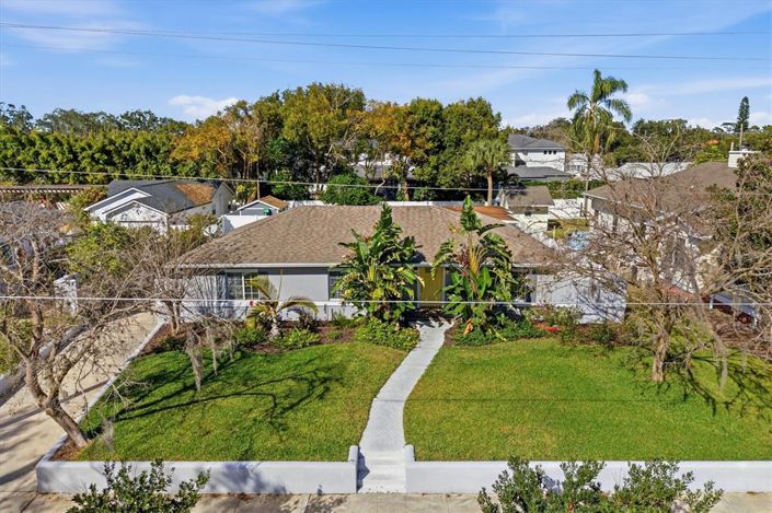 Image No.3-4 Bed House for sale