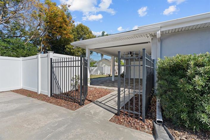 Image No.52-4 Bed House for sale