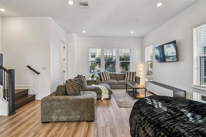 Image No.18-Maison de ville de 4 chambres à vendre à Saint John