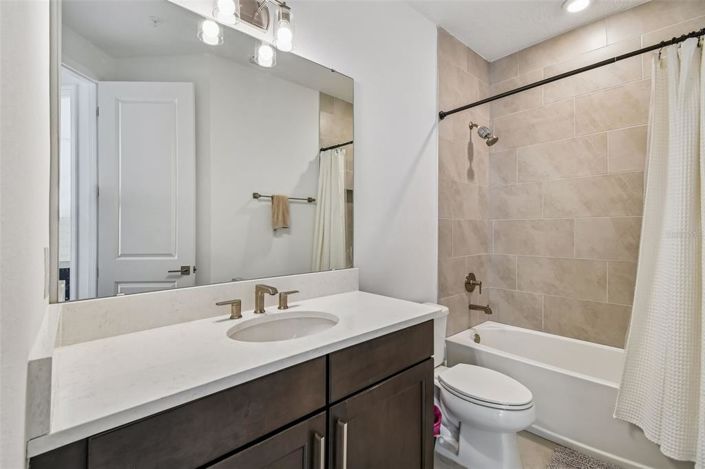 Image No.26-Maison de ville de 4 chambres à vendre à Saint John