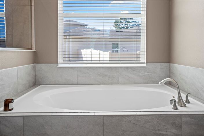 Image No.38-4 Bed House for sale