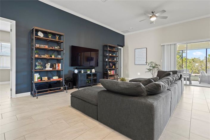 Image No.9-4 Bed House for sale