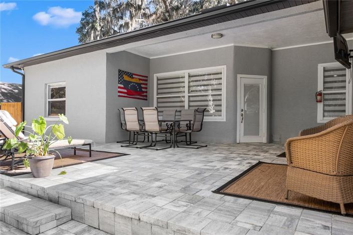 Image No.11-3 Bed House for sale