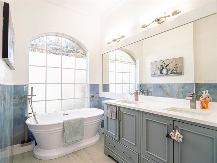 Image No.17-Maison de 4 chambres à vendre à Saint John