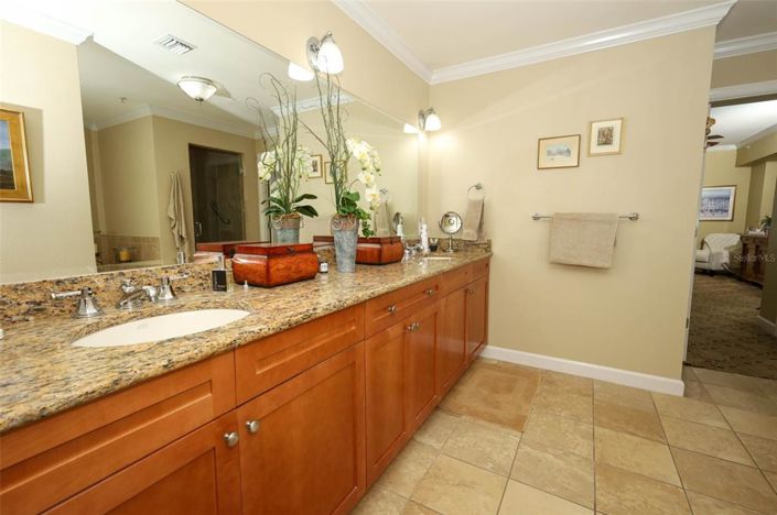 Image No.24-3 Bed Apartment for sale