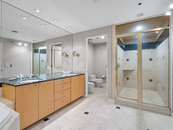 Image No.14-3 Bed Apartment for sale