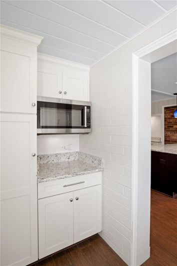 Image No.11-3 Bed House for sale