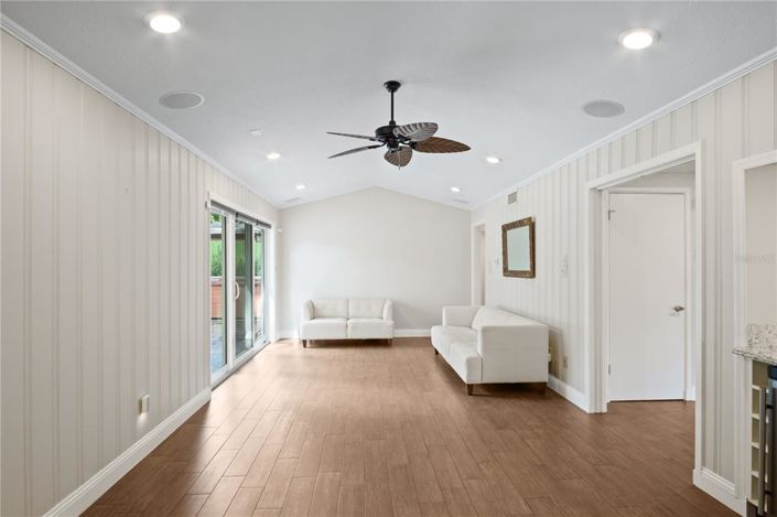 Image No.14-3 Bed House for sale