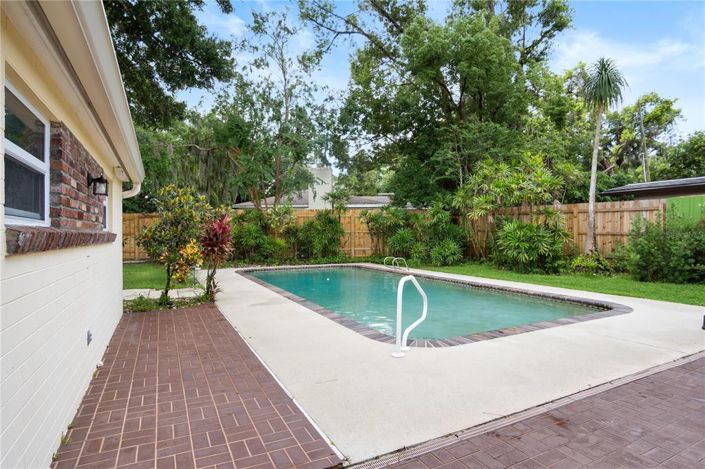 Image No.34-3 Bed House for sale