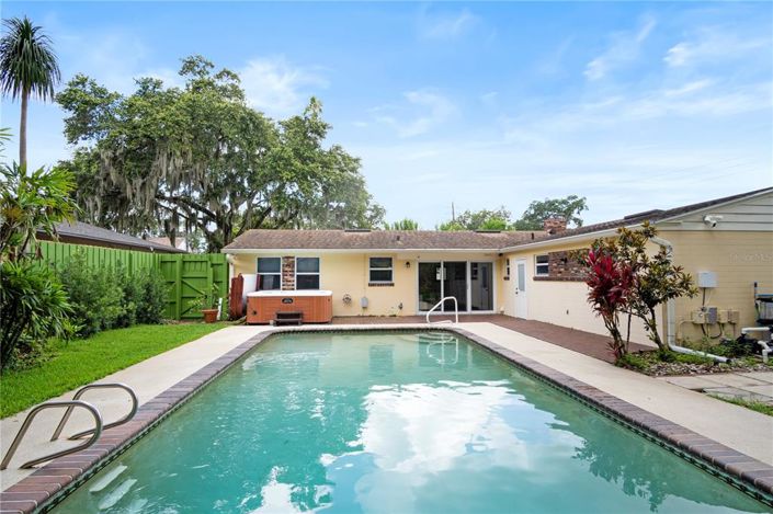 Image No.35-3 Bed House for sale